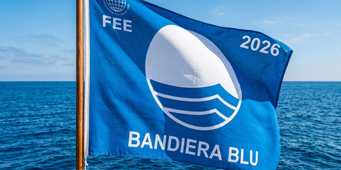 Questa mattina la consegna della Bandiere Blu 2026. L’exploit della Calabria, tra le prime regioni d’Italia