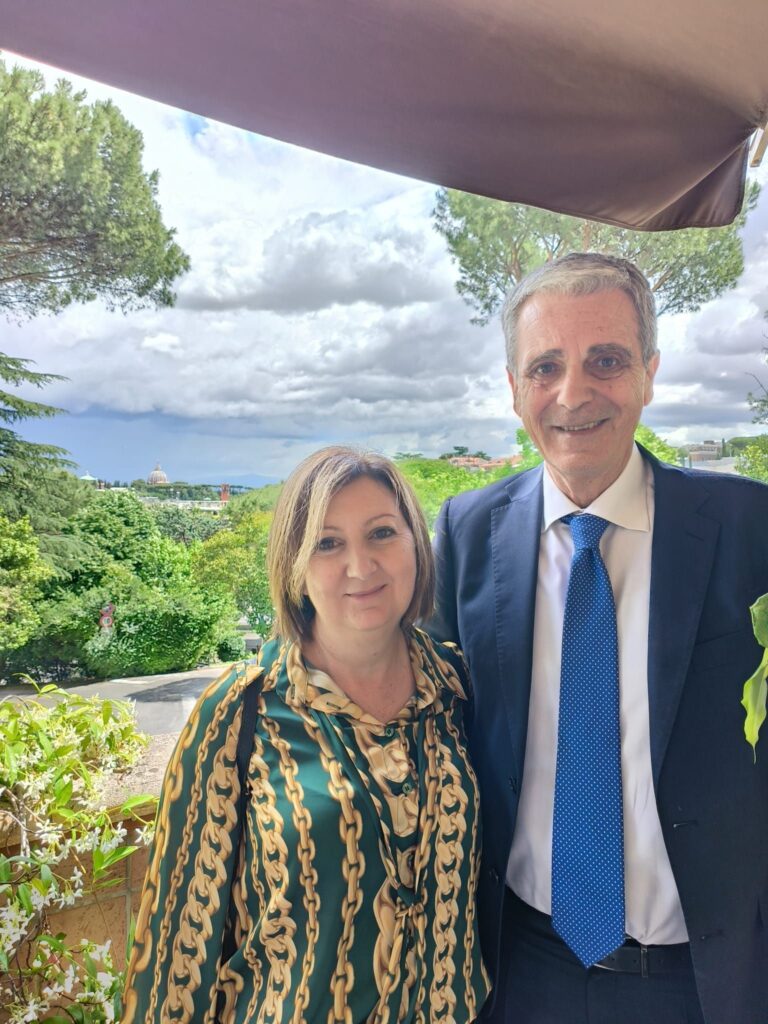 Meno tasse per chi ha figli: le proposta del Forum Famiglie per Reggio Calabria che sceglie il nuovo sindaco 2 Luciana Megali presidente Forum RC e Claudio Venditti Presidente Forum Calabria