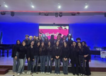 “No (A)More”: al Liceo Capialbi gli studenti danno voce alla lotta contro la violenza di genere 4 “No (A)More”: al Liceo Capialbi gli studenti danno voce alla lotta contro la violenza di genere