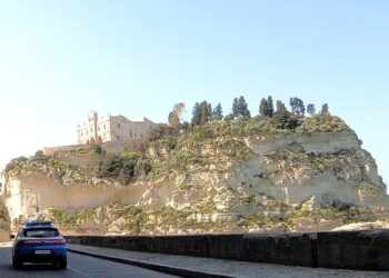 Implementati i controlli della Polizia a Tropea 4 Implementati i controlli della Polizia a Tropea