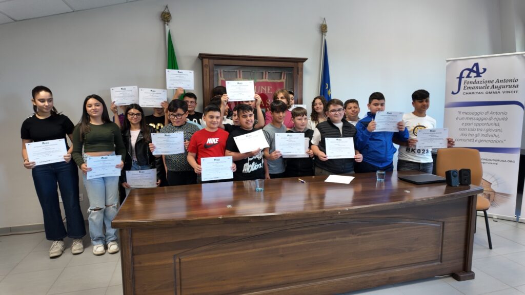 La sostenibilità radicata nei territori: Fondazione Augurusa porta nel Vibonese istituzioni e diplomazia internazionale (VIDEO) 3 WhatsApp Image 2026 05 20 at 09.39.58 1