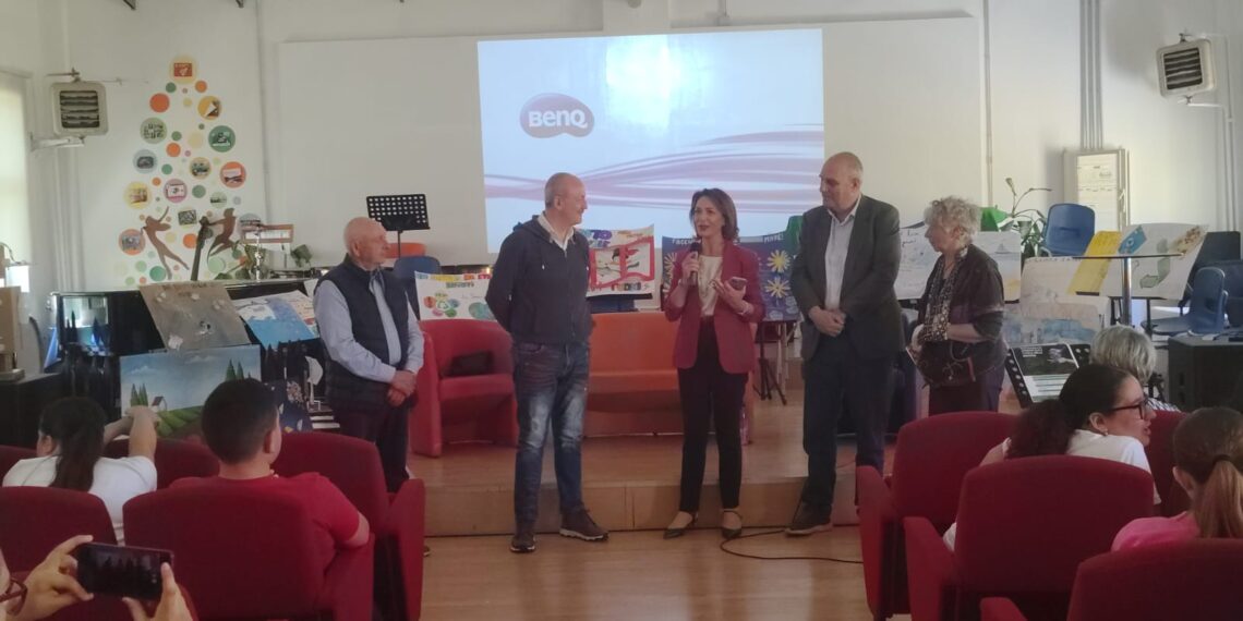 Vibo Marina, scuola e volontariato insieme per l’ambiente: studenti protagonisti del seminario sulla sostenibilità