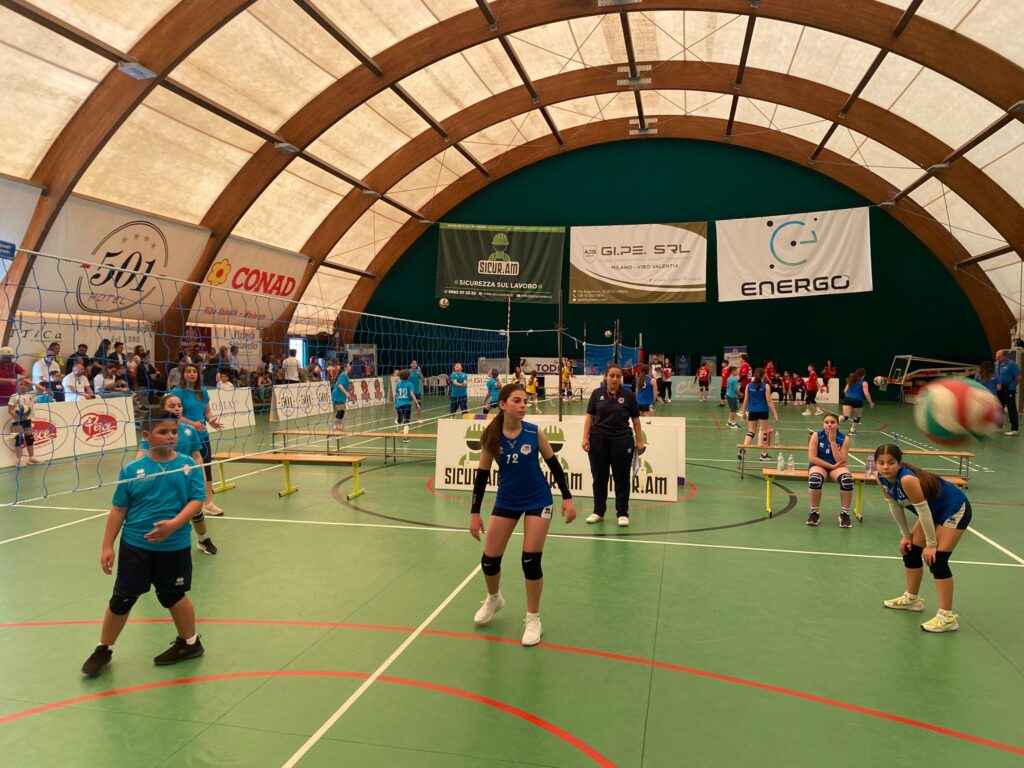 Volley Todo Sport, spazio ai giovani: al via il torneo S3 Under 12 tra sport, crescita e partecipazione 6 WhatsApp Image 2026 05 26 at 12.53.49 2