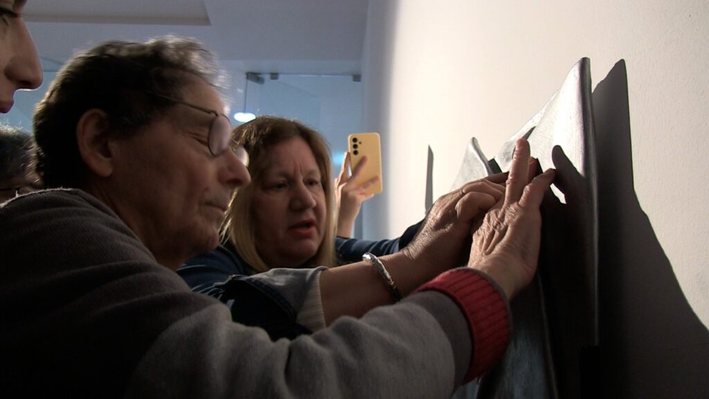 Al Museo Limen di Vibo Valentia, una riproduzione tattile permanente di un'opera del Maestro Cesare Berlingieri (VIDEO) 6 WhatsApp Image 2026 05 26 at 16.03.53