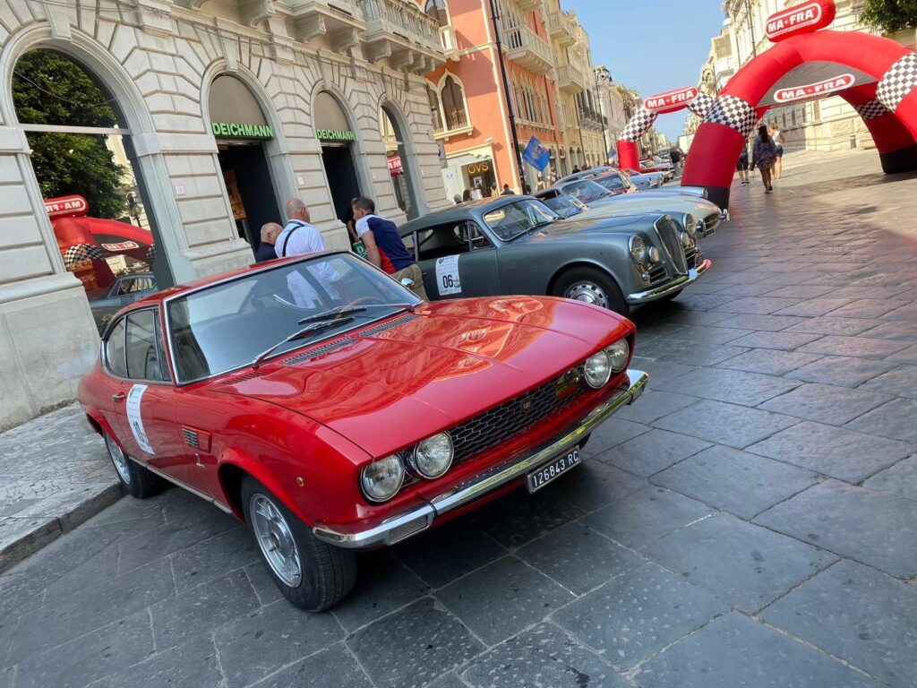 Festival Autoretrò, la Costa degli Dei ospiterà la decima edizione di questo appuntamento con le auto storiche 3 WhatsApp Image 2026 05 26 at 23.54.16 1