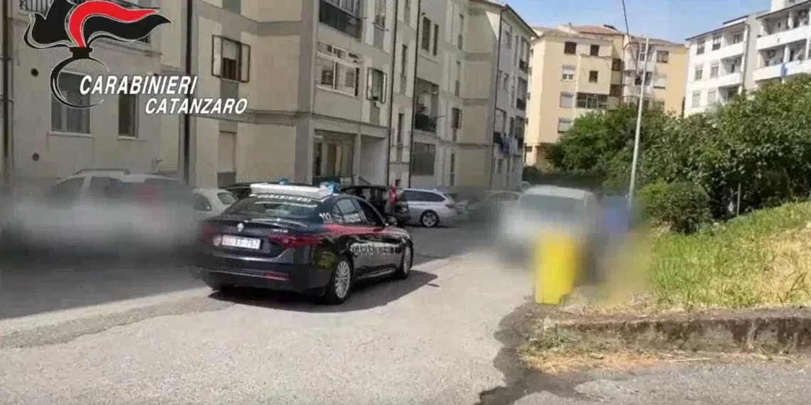 Arrestato un napoletano che tentava di truffare un’anziana donna di Catanzaro