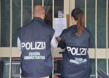 La Polizia chiude e sequestra due discoteche a Giovino 4 La Polizia chiude e sequestra due discoteche a Giovino