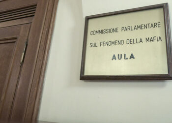 La commissione antimafia fa uscire l’elenco dei suoi “impresentabili”