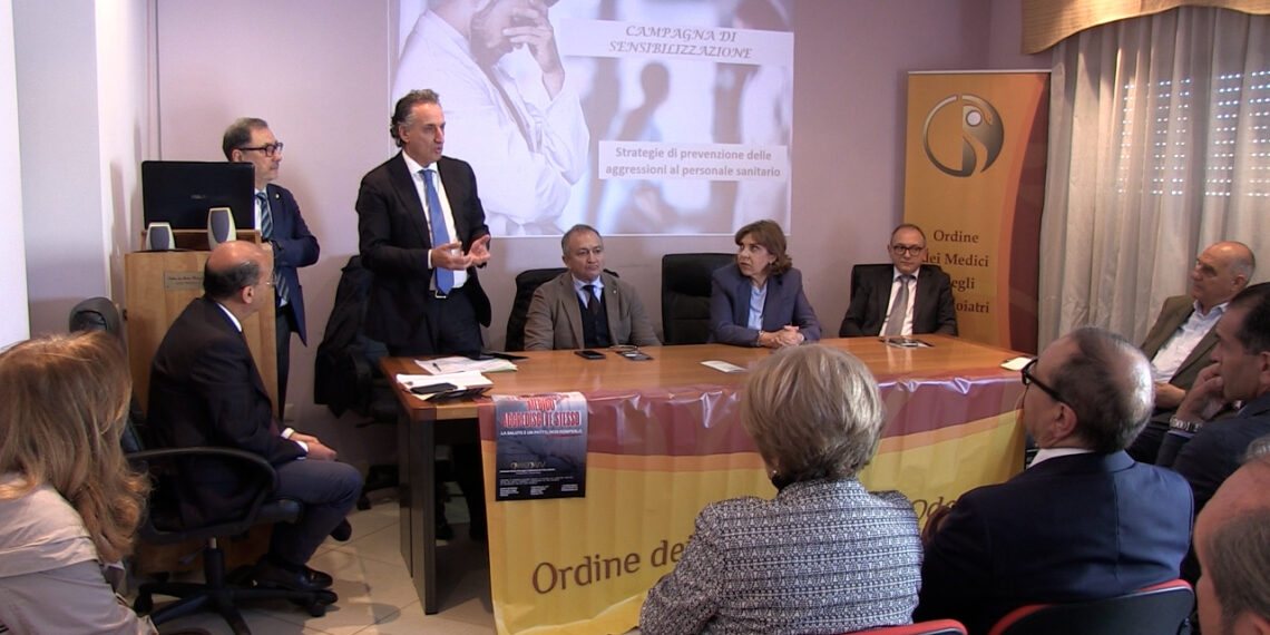 Sicurezza nella sanità: l’Ordine dei Medici mette a confronto operatori, management ed istituzioni (VIDEO)