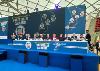 Il primo congresso di Forza Italia in Calabria incorona Francesco Cannizzaro segretario regionale