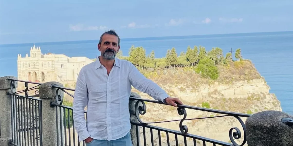 Tropea, il rieletto sindaco Giovanni Macrì ringrazia tutti ed auspica una stagione di confronto serio, leale e costruttivo sul futuro 1 Tropea, il rieletto sindaco Giovanni Macrì ringrazia tutti ed auspica una stagione di confronto serio, leale e costruttivo sul futuro