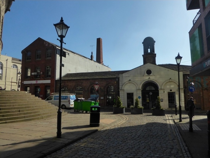 Leeds, Inghilterra: l’anima industriale che si fa eleganza e i suoi dintorni da scoprire lentamente 4 leeds 1