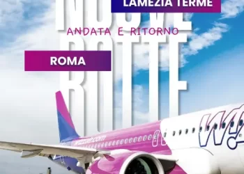 Il governatore Occhiuto annuncia l’accordo con WizzAir: nuovi voli per collegare la Calabria a Roma (VIDEO)