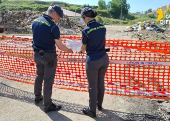 La Guardia di Finanza scopre una discarica abusiva nel vibonese