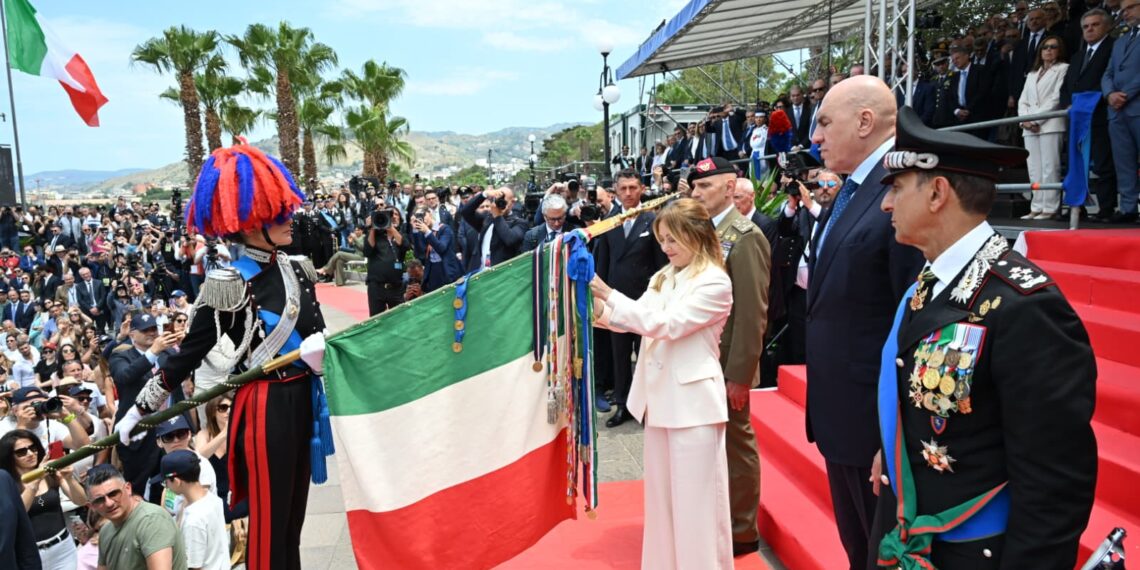A Reggio Calabria la cerimonia del Giuramento degli allievi Carabinieri(VIDEO) 1 A Reggio Calabria la cerimonia del Giuramento degli allievi Carabinieri(VIDEO)