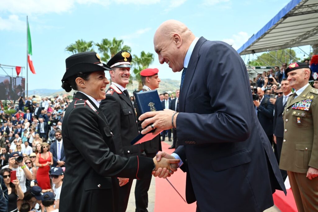 Anche il Capo di Stato Maggiore della Difesa alle celebrazioni del 212° anniversario della fondazione dell’Arma dei Carabinieri 2 21 1024x683 1