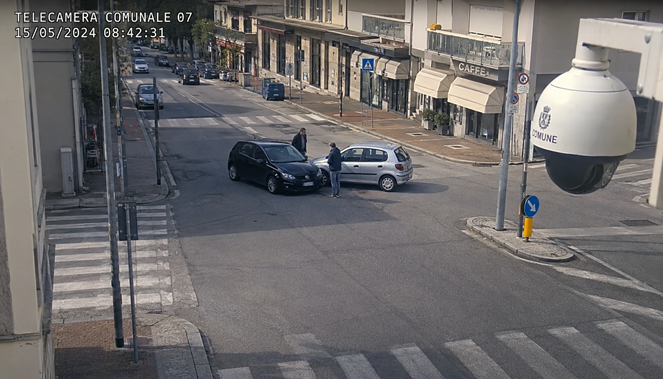 Il Garante per la Privacy proibisce l'uso delle telecamere comunali per fare multe 1 Il Garante per la Privacy proibisce l’uso delle telecamere comunali per fare multe