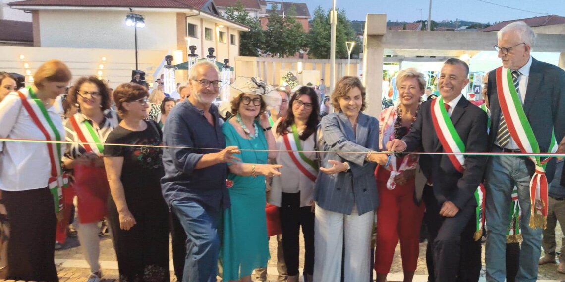 Inaugurato a Zambrone il Museo a cielo aperto “Calabria al femminile”