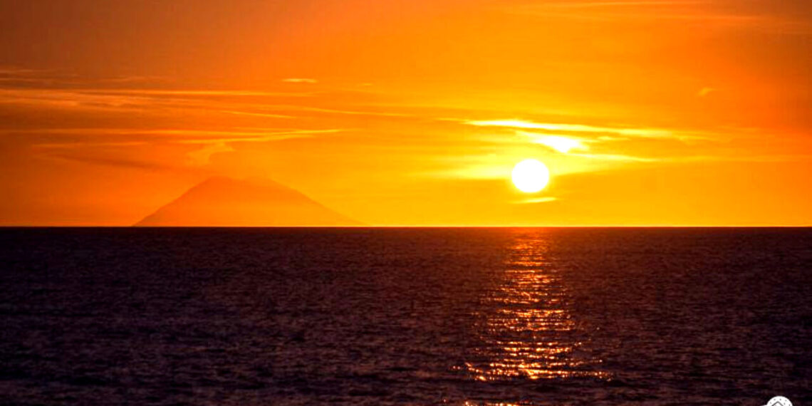 Solstizio d’estate, quando la luce raggiunge il suo apice: storia, tradizioni e significati nascosti del giorno più lungo dell’anno