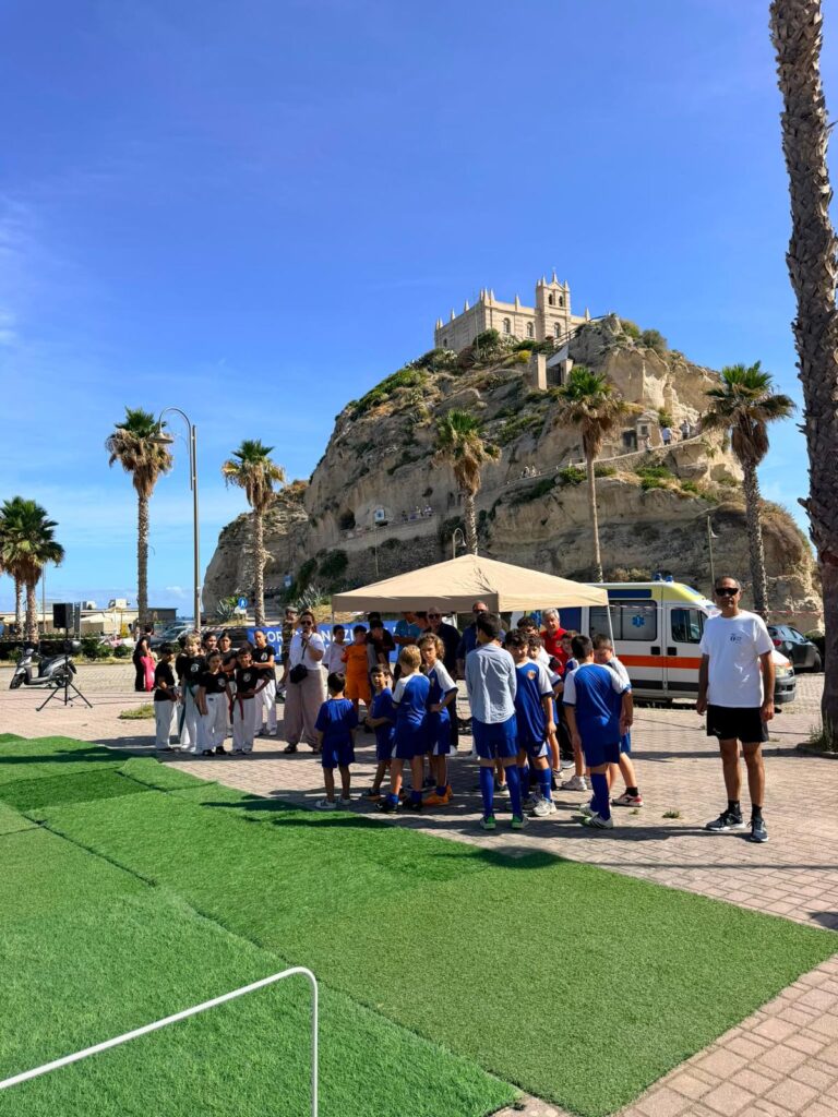 Un successo nel Vibonese la Giornata dello Sport voluta dal Coni che ha visto protagoniste Vibo Marina e Tropea 7 TROPEA GIORNATASPORT 080626 7