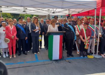 Festa della Repubblica a Vibo Valentia, il prefetto Colosimo: «Il 2 giugno è il compleanno del popolo italiano» 10 Festa della Repubblica a Vibo Valentia, il prefetto Colosimo: «Il 2 giugno è il compleanno del popolo italiano»