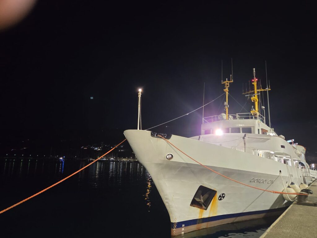 Vibo Marina, il mare che c’è già, che potrebbe produrre economia, ma che nessuno vede (VIDEO) 2 WhatsApp Image 2026 06 04 at 21.20.42