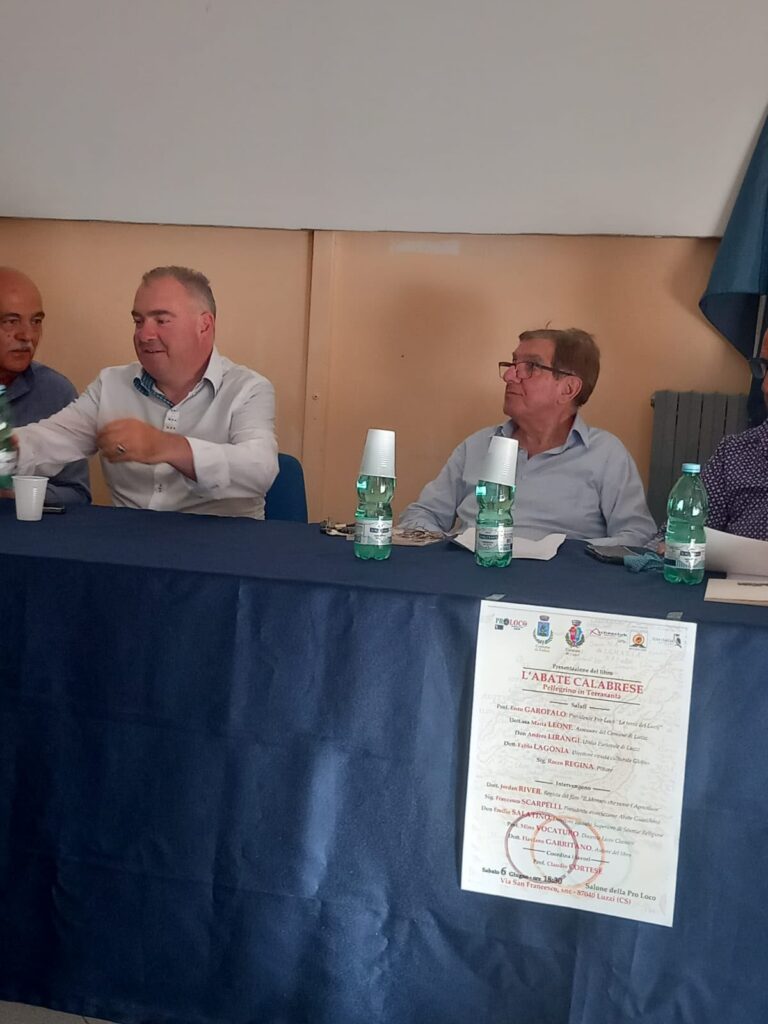 Un viaggio dell’anima tra storia e fede: grande emozione a Luzzi per la presentazione del libro su Gioacchino da Fiore 4 WhatsApp Image 2026 06 07 at 16.46.51 1