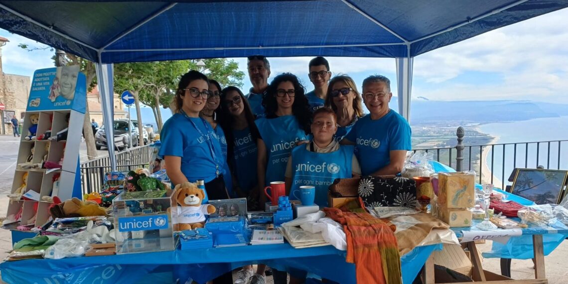 Grande partecipazione alla Festa del Diritto al Gioco organizzata a Nicotera dal Comitato UNICEF di Vibo Valentia 1 Grande partecipazione alla Festa del Diritto al Gioco organizzata a Nicotera dal Comitato UNICEF di Vibo Valentia