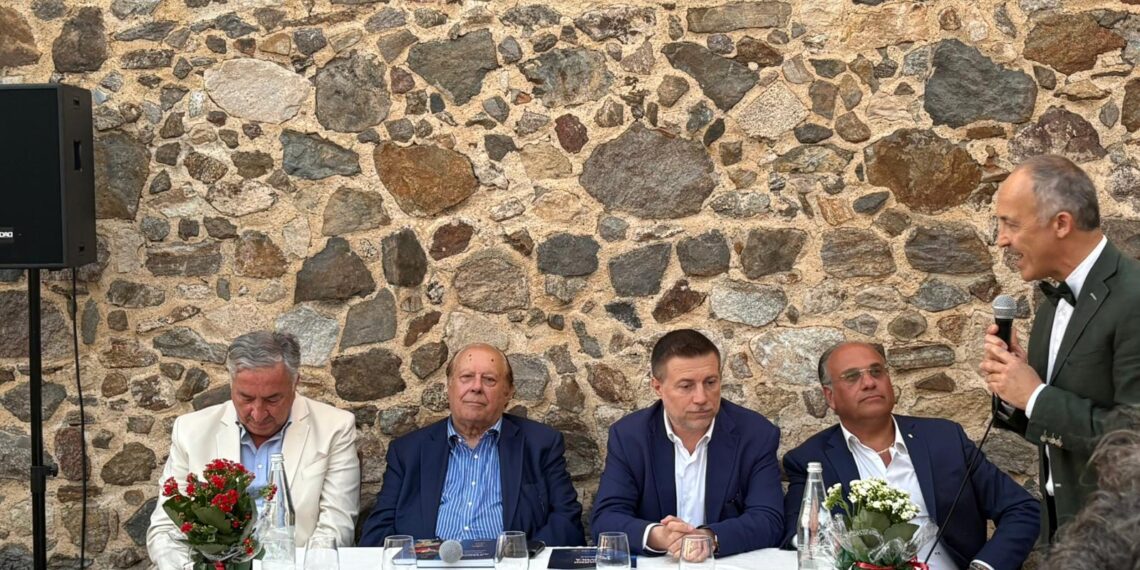 Dal Castello Murat al mondo: la Calabria che cresce e racconta sé stessa nello spot di Vecchio Amaro del Capo (VIDEO)