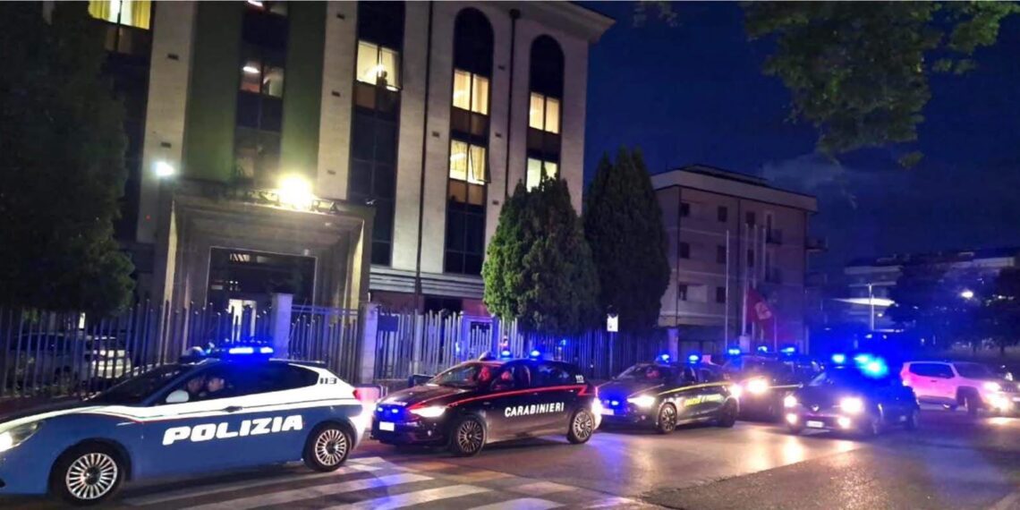 Tropea: somministrava bevande alcoliche ad un minore, la Polizia denuncia il gestore di un noto locale 1 Tropea: somministrava bevande alcoliche ad un minore, la Polizia denuncia il gestore di un noto locale
