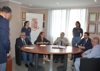 “La Stanza Sospesa”: alla Questura di Vibo Valentia firmato il protocollo con Federalberghi Confcommercio e Confindustria