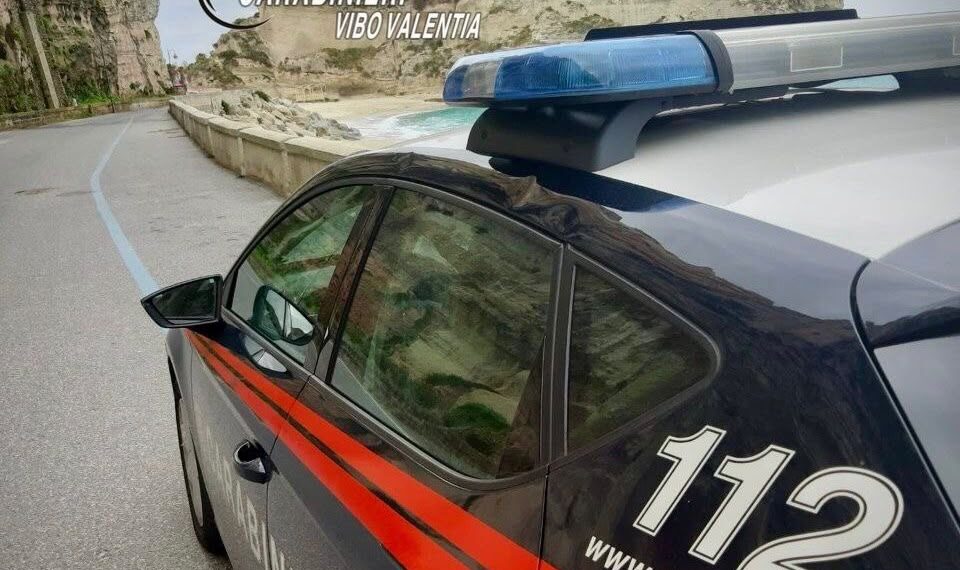 Tropea: rissa con arma da taglio. I Carabinieri identificano i partecipanti