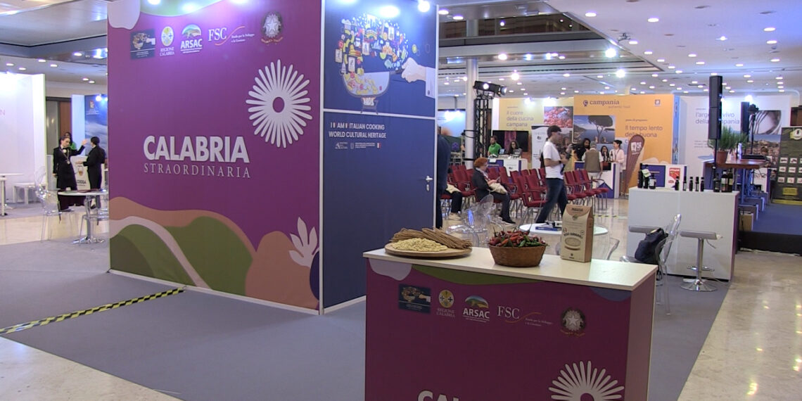Una Straordinaria Calabria protagonista assoluta al DMed, il Salone della Dieta Mediterranea tenutosi a Napoli (VIDEO)