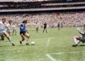 22 giugno 1986. Quarant'anni fa, Maradona e il Gol del Secolo. Il più grande gol nella storia della Coppa del Mondo FIFA 2 22 giugno 1986. Quarant’anni fa, Maradona e il Gol del Secolo. Il più grande gol nella storia della Coppa del Mondo FIFA