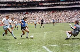 22 giugno 1986. Quarant'anni fa, Maradona e il Gol del Secolo. Il più grande gol nella storia della Coppa del Mondo FIFA 5 maradona 4