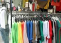 Bimba si perde nel mercato a Vibo Valentia, ritrovata dalla Polizia Locale 2 Bimba si perde nel mercato a Vibo Valentia, ritrovata dalla Polizia Locale