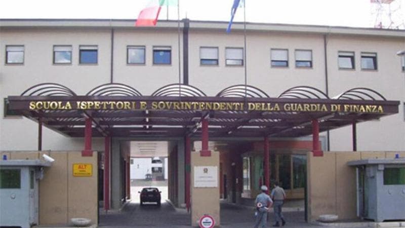Una ragazza di 22 anni muore dopo una caduta dalla finestra: prima delle ipotesi, il dovere della verità 1 Una ragazza di 22 anni muore dopo una caduta dalla finestra: prima delle ipotesi, il dovere della verità