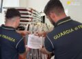 I finanzieri del Comando Provinciale e del ROAN di Vibo Valentia hanno sequestrato attrezzature balneari