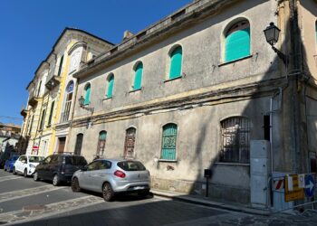 Lo storico edificio dell’Istituto delle Suore della Carità passa al Comune di Vibo Valentia 7 Lo storico edificio dell’Istituto delle Suore della Carità passa al Comune di Vibo Valentia