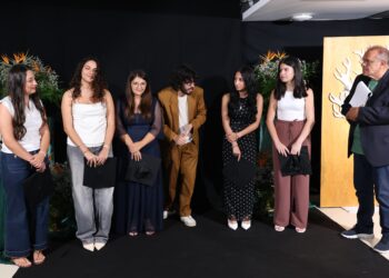 Una festa a Tropea per la cerimonia di consegna della “Borsa di Studio Antonio Mamone – Costruisco il mio futuro”
