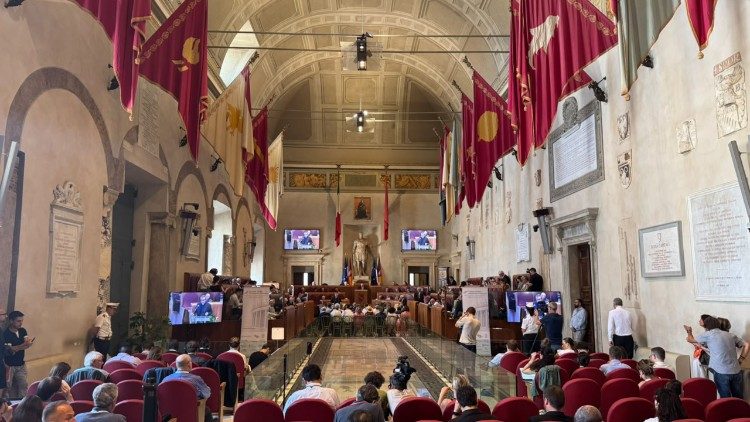 Firmata la “Dichiarazione di Roma”, un impegno sulle armi nucleari e sull’IA 1 Firmata la “Dichiarazione di Roma”, un impegno sulle armi nucleari e sull’IA