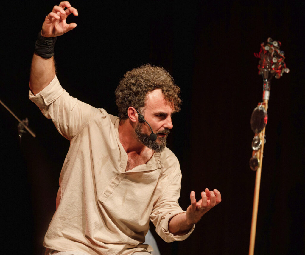 “Un’Odissea”, prodotta da Dracma, in scena a Montegiordano e a Terra Rossa Festival di Narrazione di Ceglie Messapica 3 Foto di Marco Costantino 2