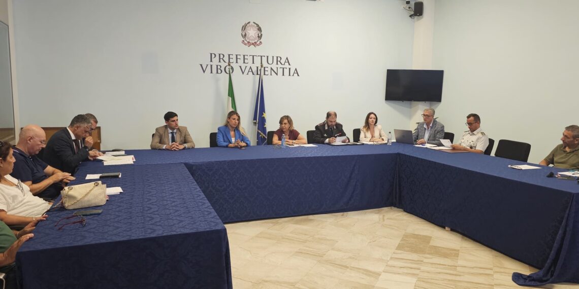 Prefettura di Vibo Valentia, riunito il Tavolo di monitoraggio dei flussi di manodopera nelle grandi opere