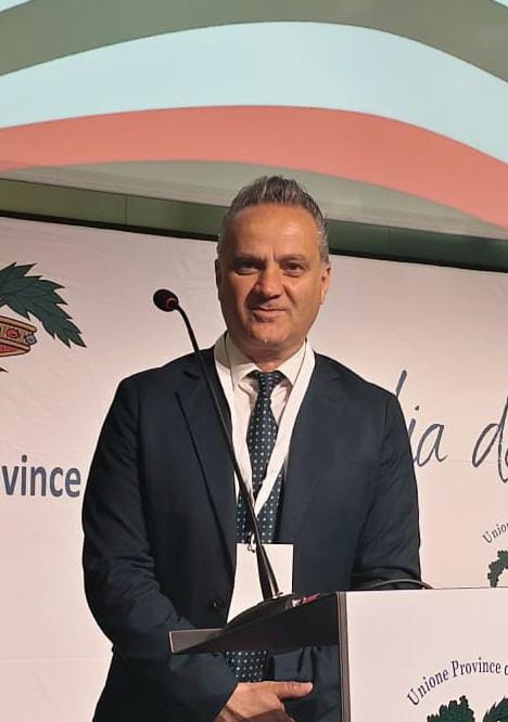 Ripristinato il passaggio a livello sulla SP 22, principale collegamento verso la Costa degli Dei 2 Il consigliere provinciale Franco Barbalace