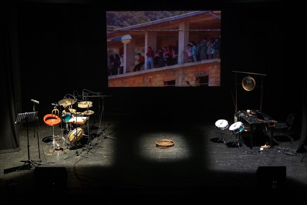 A Laureana di Borrello l’anteprima dello spettacolo Corìa: viaggio poetico tra immagine e voce dal vivo, attraverso tre generazioni 2 Mariano Monea2