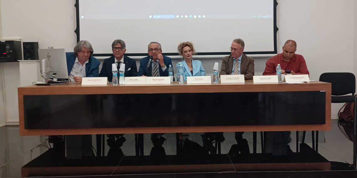 Assoutenti, alla Camera di Commercio di Vibo Valentia un confronto sulla sicurezza tra produttori e consumatori (VIDEO) 1 Assoutenti, alla Camera di Commercio di Vibo Valentia un confronto sulla sicurezza tra produttori e consumatori (VIDEO)