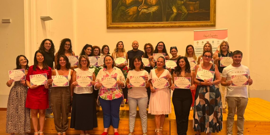 Violenza di genere, la prevenzione passa dalla formazione: concluso il percorso della Casa Rifugio "La Casa di Agar" 1 Violenza di genere, la prevenzione passa dalla formazione: concluso il percorso della Casa Rifugio “La Casa di Agar”