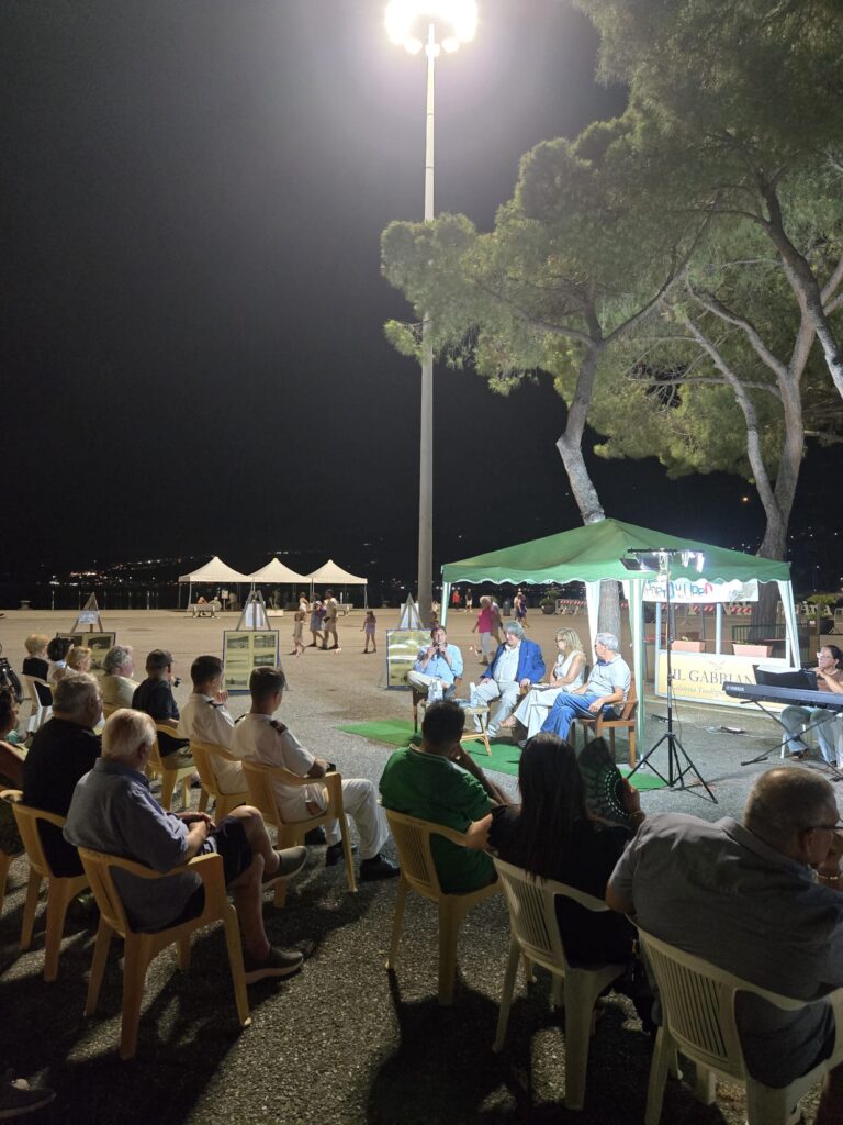 Il giornalista Maurizio Bonanno racconta il suo romanzo sui Cavalieri Templari nel Castello di Bivona 2 WhatsApp Image 2026 07 18 at 09.37.00 1