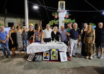 Voci, note e colori sotto il cielo di San Cono. Una comunità che si racconta attraverso l’arte 7 Voci, note e colori sotto il cielo di San Cono. Una comunità che si racconta attraverso l’arte