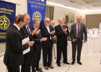 Due Paul Harris Fellow a Giacomo Francesco Saccomanno: una vita dedicata al servizio con umanità e competenza